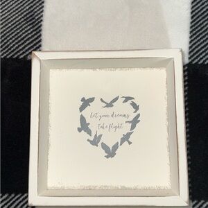 Heart-Shaped Bird Design Wall Art - Cream and Gray